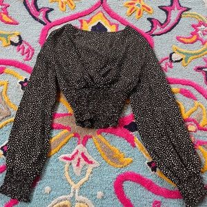 black and white cropped blouse